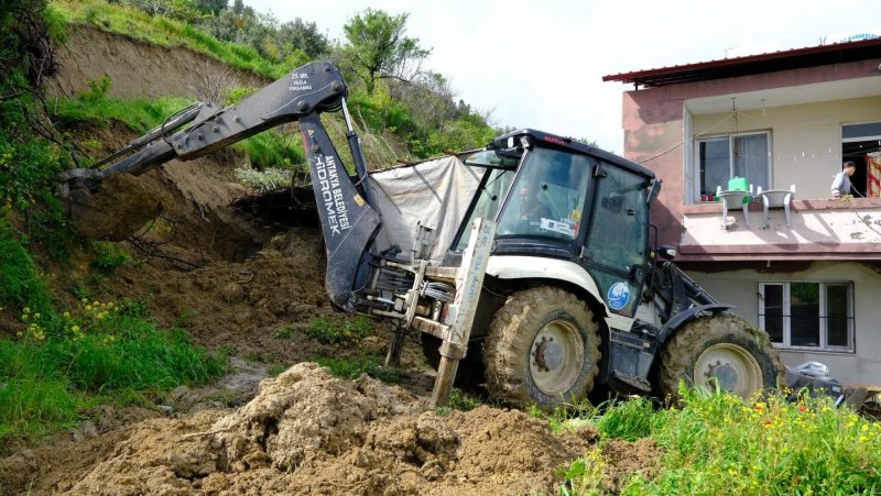 Antakya Belediye Başkanı İbrahim Naci Yapar, Madenboyu, Narlıca