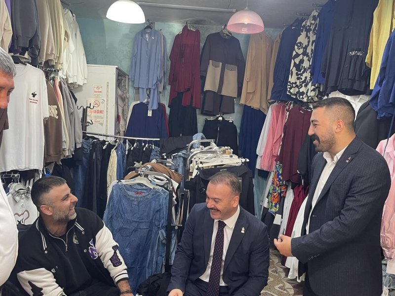 ZAFER PARTİSİ’NDEN YAYLADAĞI’NDA ESNAF ZİYARETİ