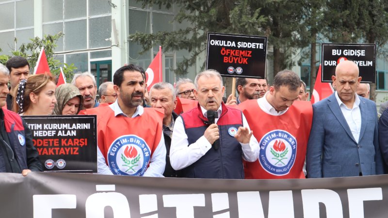 EĞİTİM-BİR-SEN HATAY EĞİTİM ŞEHİTLERİNİ UNUTMADI