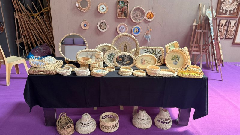 MOBİLYA FUARINDA EL SANATLARI ESİNTİSİ