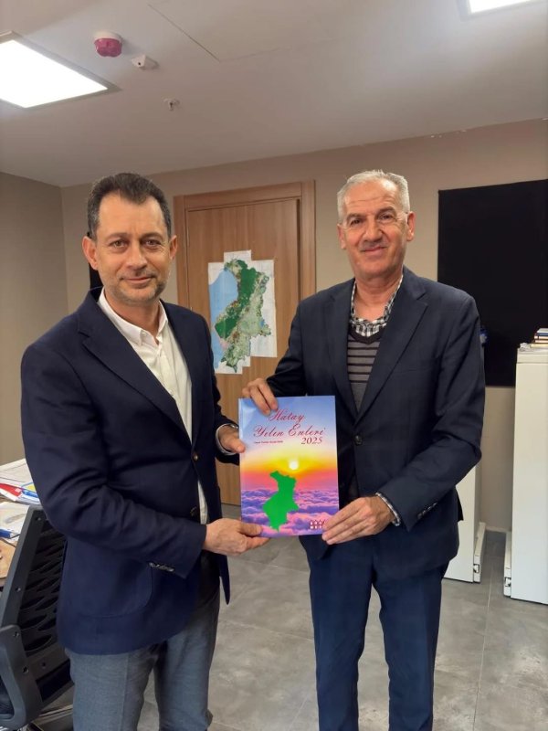 ARMAĞAN TEKÖZ’E BÜYÜK ONUR  “YILIN MECLİS ÜYESİ SEÇİLDİ”