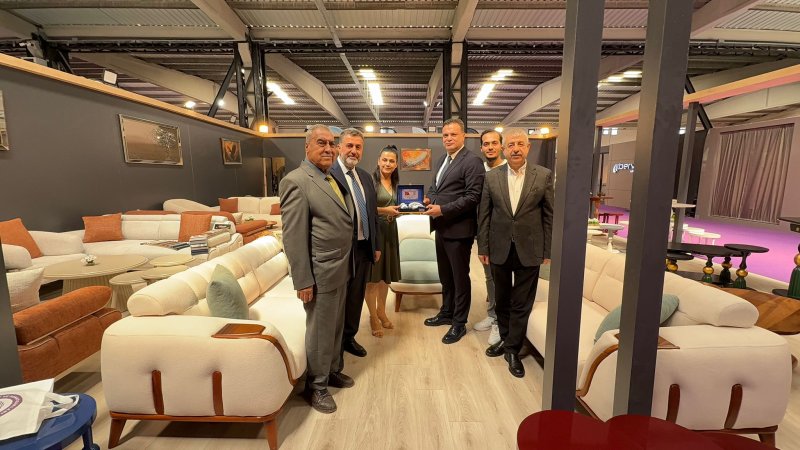 HESOB’DAN MOBİLYA FUARINA ZİYARET 