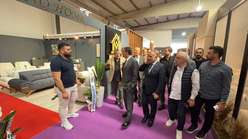 BAŞKANLARDAN MOBİLYA FUARINA TAM NOT