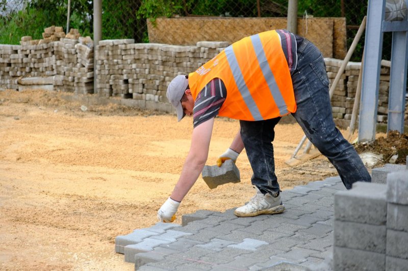 DEFNE’DE ÜSTYAPI ÇALIŞMALARI DEVAM EDİYOR