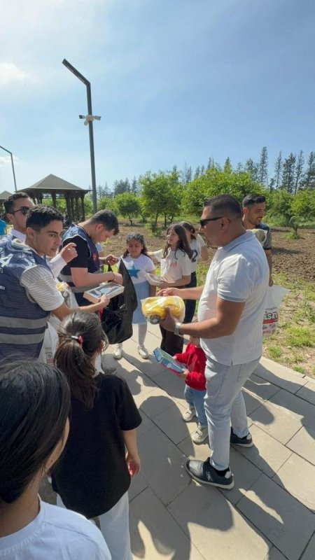 KIYMACI: “ÇOCUKLARIMIZIN YÜZÜNDEKİ TEBESSÜME VESİLE OLUNMUŞTUR” 