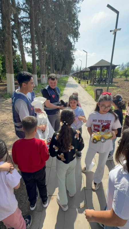 KIYMACI: “ÇOCUKLARIMIZIN YÜZÜNDEKİ TEBESSÜME VESİLE OLUNMUŞTUR” 