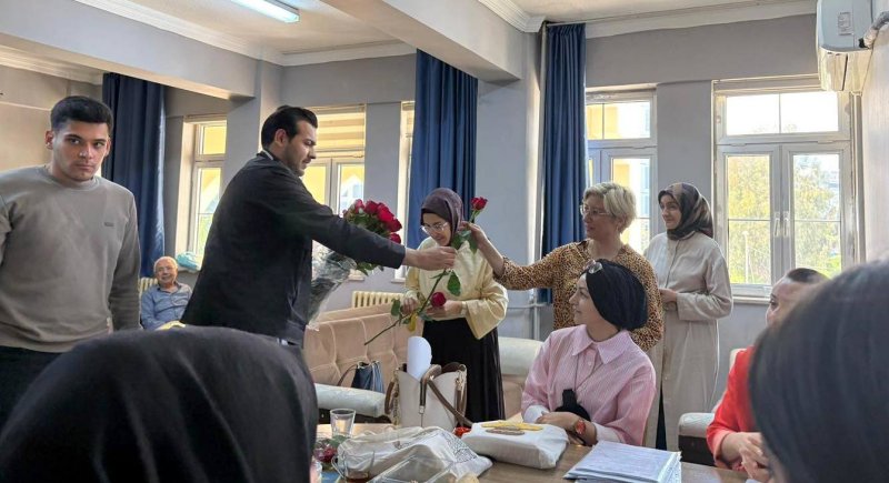 ÜLKÜ OCAKLARI’NDAN ÖĞRETMENLERE MORAL ZİYARETİ