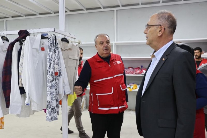 BAŞKAN YAPAR’DAN KIZILAY’A ZİYARET