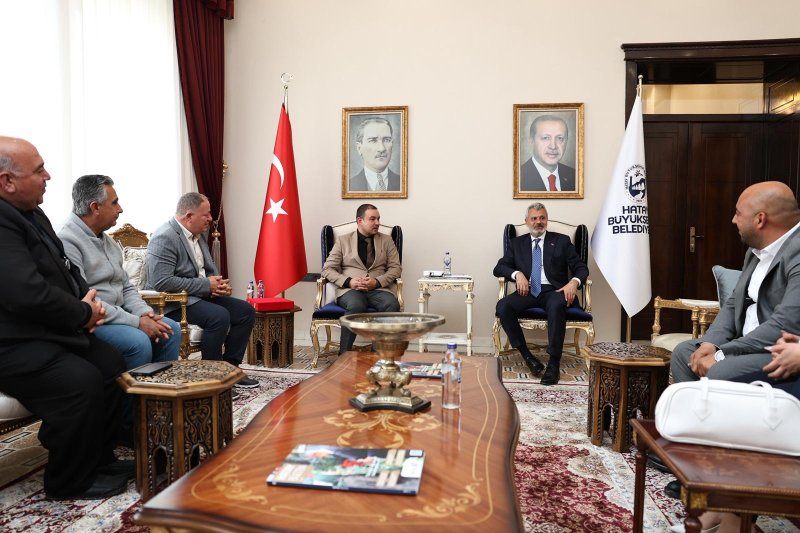 HATAY BASIN CEMİYETİ’NDEN BAŞKAN ÖNTÜRK’E ZİYARET
