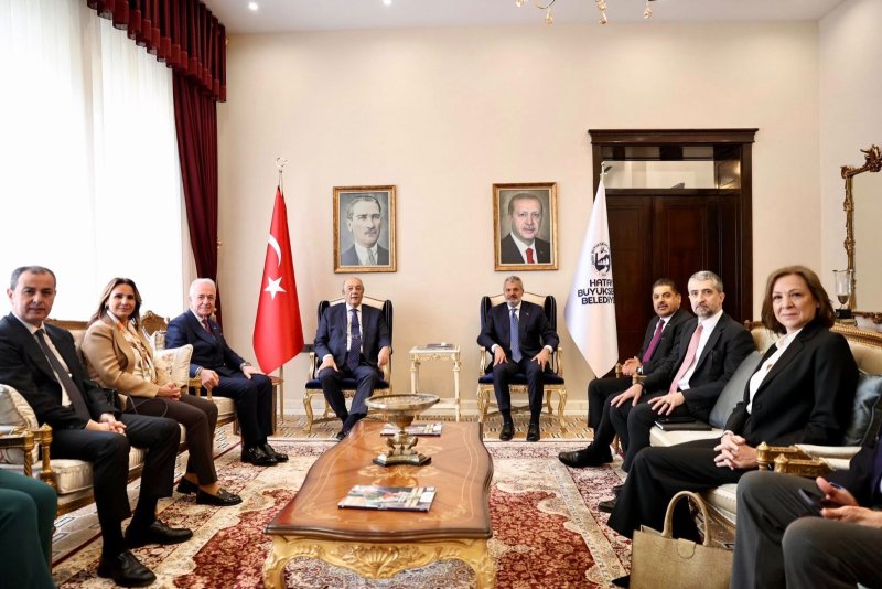 BAŞKAN ÖNTÜRK TÜRKONFED’İ AĞIRLADI