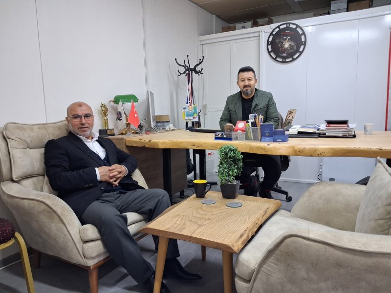 ÇELİK’TEN HATAY İNTERNET TV’YE ZİYARET