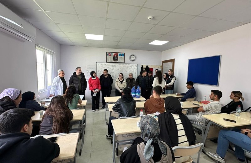 ANTAKYA’DA GENÇLERE ÇEVRE VE GERİ DÖNÜŞÜM EĞİTİMİ VERİLDİ