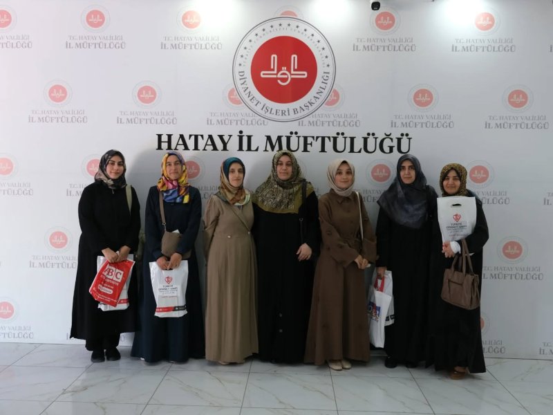 HATAY’DA DİN GÖREVLİLERİ KUR’AN-I KERİM YARIŞMASINDA YARIŞTI