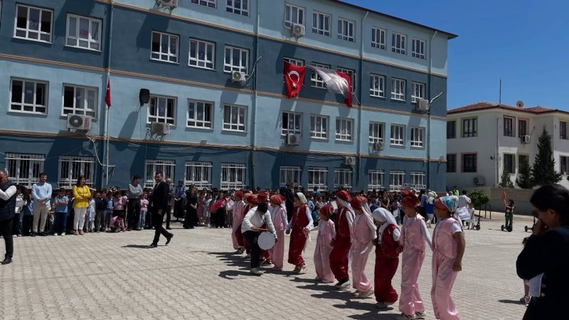 KIRIKHAN’DA ÇOCUKLAR İÇİN TRAFİK EĞİTİM PİSTİ HİZMETE AÇILDI