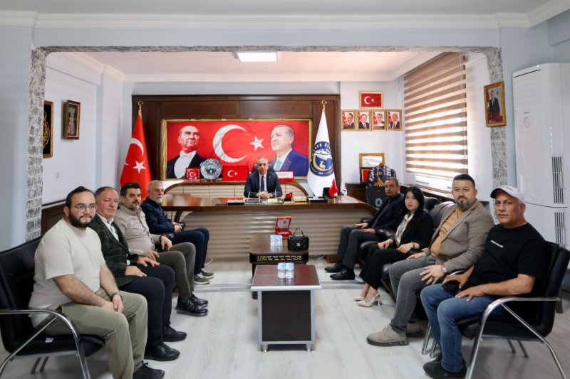 HBC YÖNETİMİNDEN BAŞKAN ÇELİK’E ZİYARET