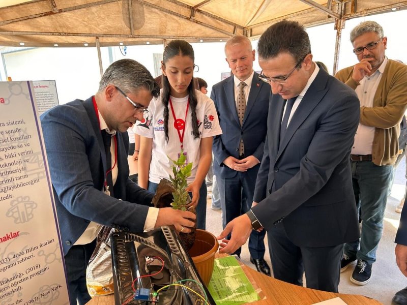 Kırıkhan Kaymakamı Ayhan Akpay ve eşi Senem Akpay, Reyhanlı Kaymakamı Muharrem Coşgun ve eşi Şerife Coşgun, Kaymakam Adayı Zübeyir Özdemir