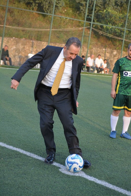 ŞAMPİYONA ÖDÜLÜNÜ RECEP ATAKAŞ VERDİ 