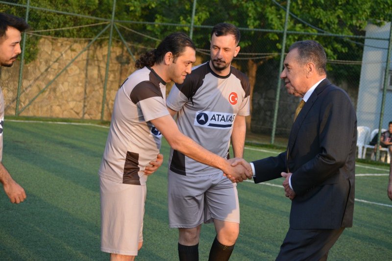 ŞAMPİYONA ÖDÜLÜNÜ RECEP ATAKAŞ VERDİ 