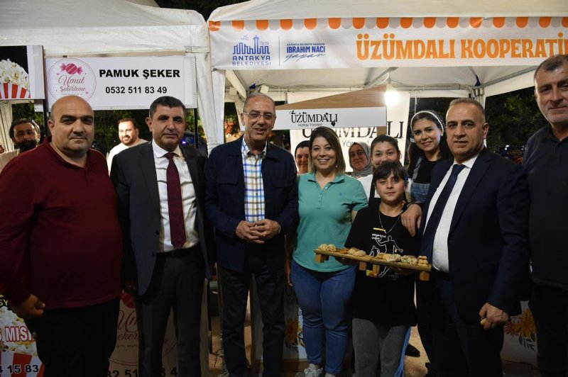 BAŞKAN SARI, GASTRO BAHAR FESTİVALİ’Nİ ZİYARET ETTİ