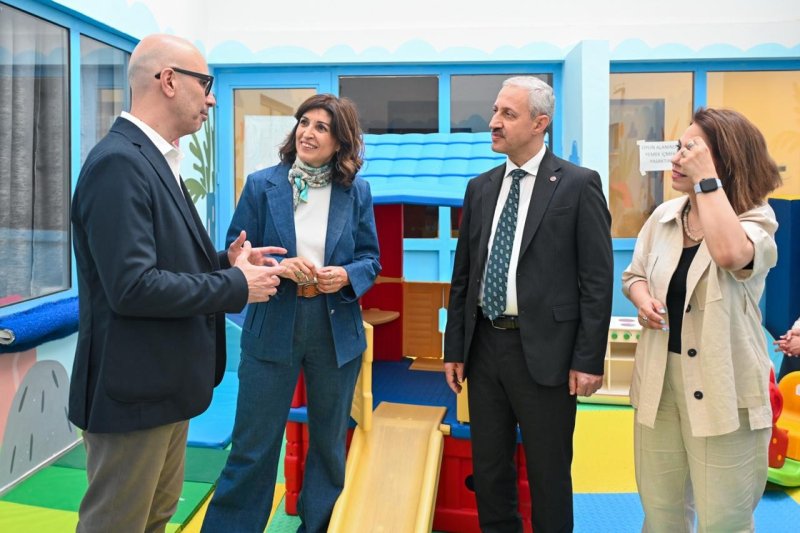MKÜ’YE 100 TIBBİ CİHAZ VE 2 OYUN ODASI BAĞIŞLANDI