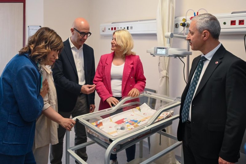 MKÜ’YE 100 TIBBİ CİHAZ VE 2 OYUN ODASI BAĞIŞLANDI