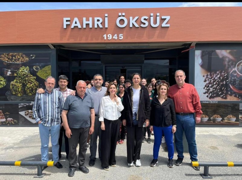 FULYA ÖZTÜRK’TEN HATAY’IN LEZZET DURAĞI ÖKSÜZLER ŞEKERLEME’YE ZİYARET