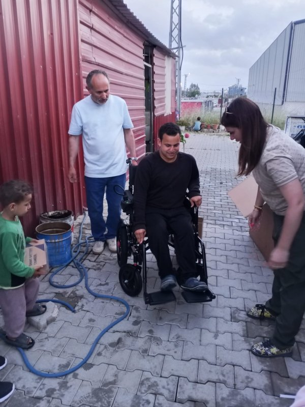 YENİDEN REFAH HATAY’DAN İHTİYAÇ SAHİBİ AİLELERE DESTEK