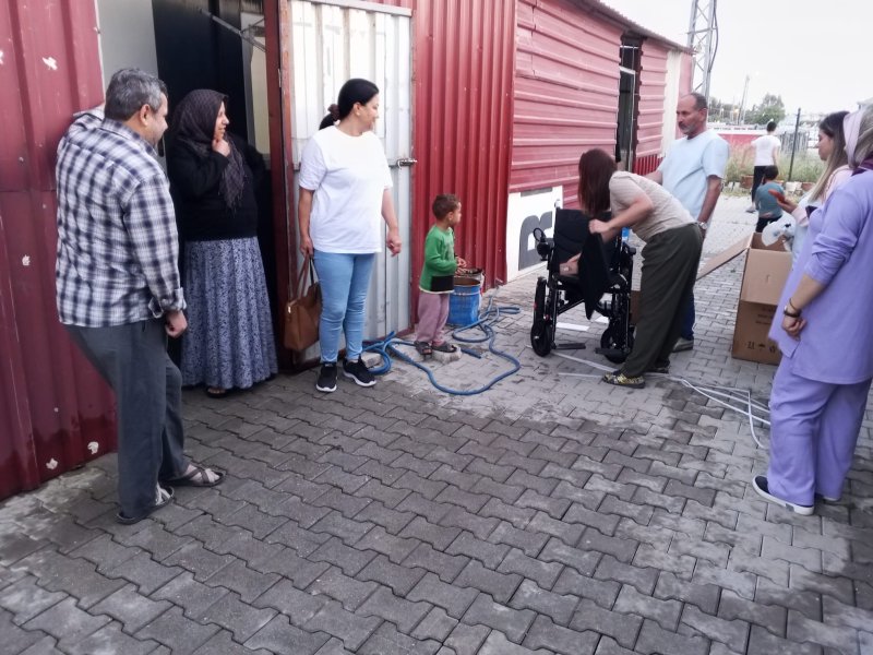 YENİDEN REFAH HATAY’DAN İHTİYAÇ SAHİBİ AİLELERE DESTEK