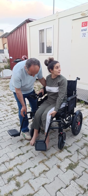 YENİDEN REFAH HATAY’DAN İHTİYAÇ SAHİBİ AİLELERE DESTEK