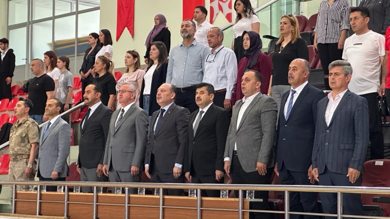 İSKENDERUN’DA 19 MAYIS COŞKUSU SPORLA TAÇLANDIRILDI