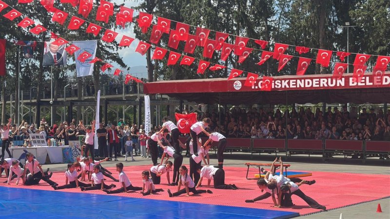İskenderun’da 19 Mayıs Atatürk’ü Anma, Gençlik ve Spor Bayramı,