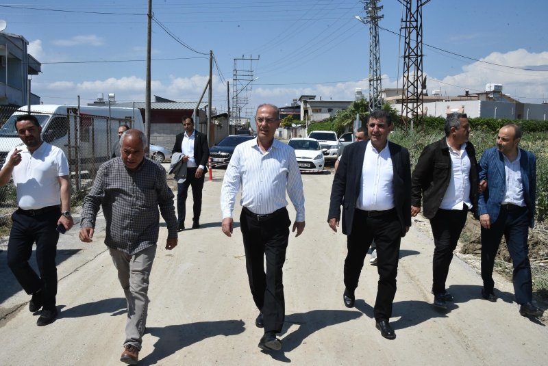 BAŞKANLAR AFET BÖLGESİNİ İNCELEDİ