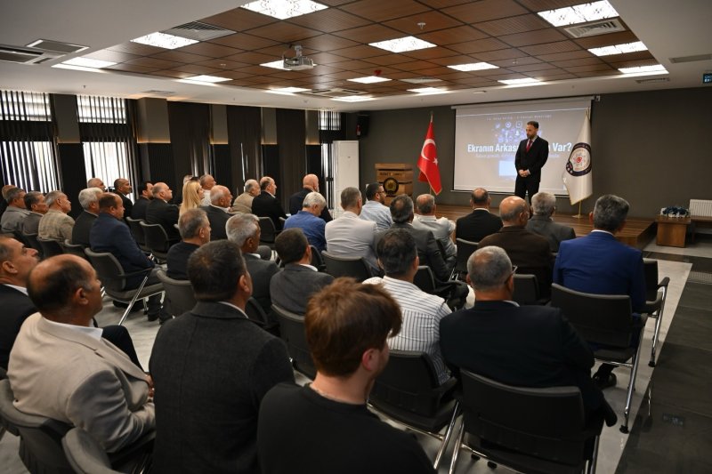 MUHTARLARLA SİBER GÜVENLİK SEFERBERLİĞİ BAŞLATILDI