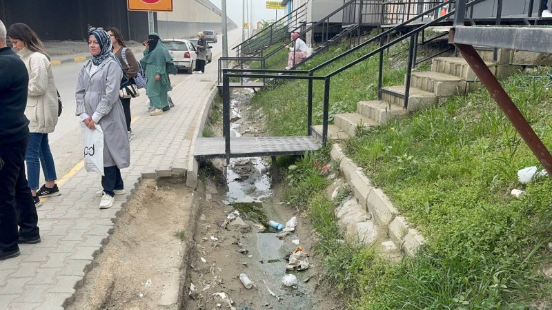 NE ÖLÜYE NE DE DİRİYE FAYDASI OLAN KANAL