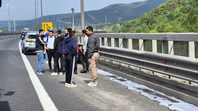 Yolcu otobüsü alevlere teslim oldu