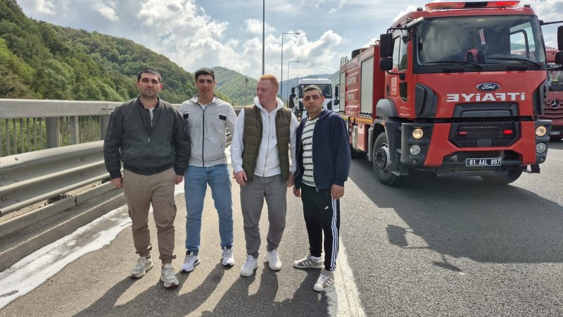 Yolcu otobüsü alevlere teslim oldu