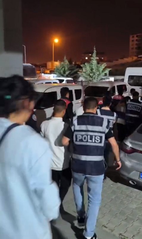 Hatay’da asayiş operasyonu: 5 tutuklama