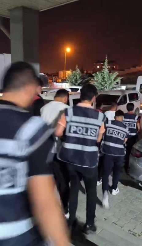 Hatay’da asayiş operasyonu: 5 tutuklama