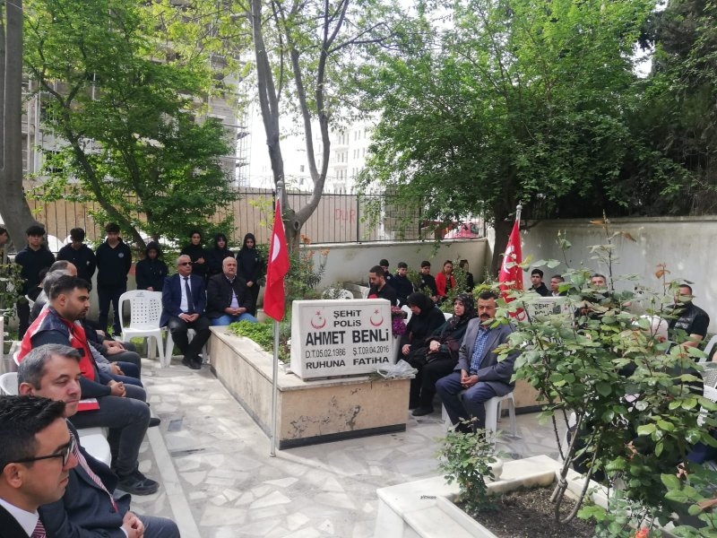 Hataylı şehit polis Ahmet Benli vefat yıldönümünde anıldı