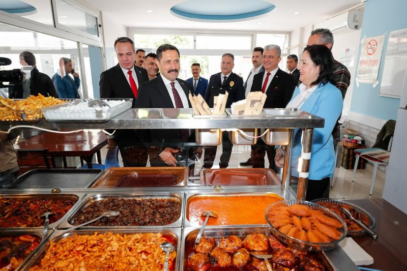 VALİ MASATLI KADIN KOOPERATİFİNİ ZİYARET ETTİ