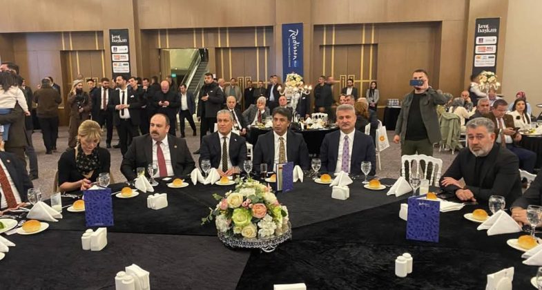 İBRAHİM GÜL EN BAŞARILI BAŞKAN ÖDÜLÜ ALDI