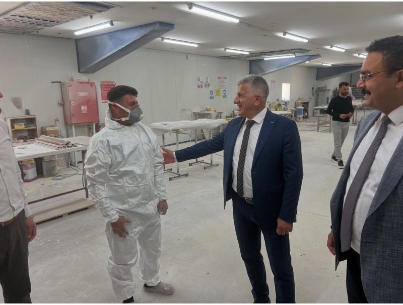 İL MÜDÜRÜ BAL MODELİN MOBİLYA’YI ZİYARET ETTİ