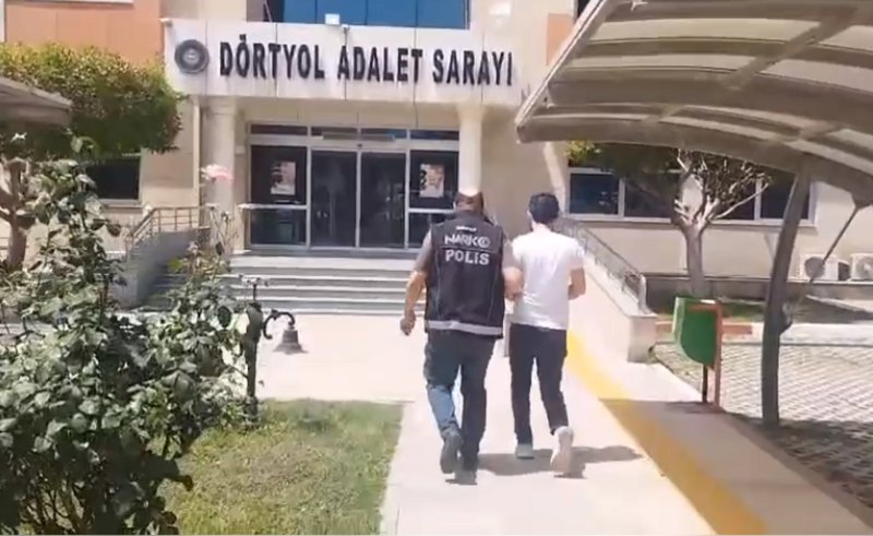 Dörtyolda uyuşturucu operasyonu; 3 gözaltı 1 tutuklama