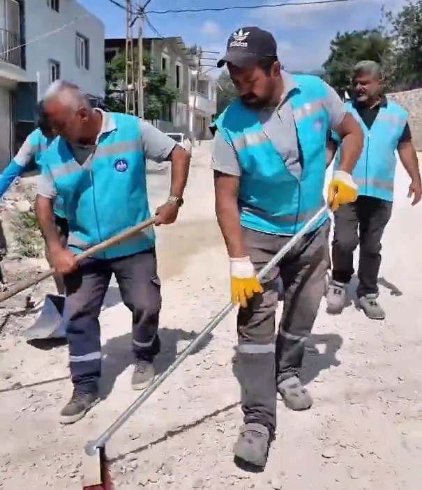 Antakya Belediyesi, Serinyol’da çalışmalarını sürdürüyor