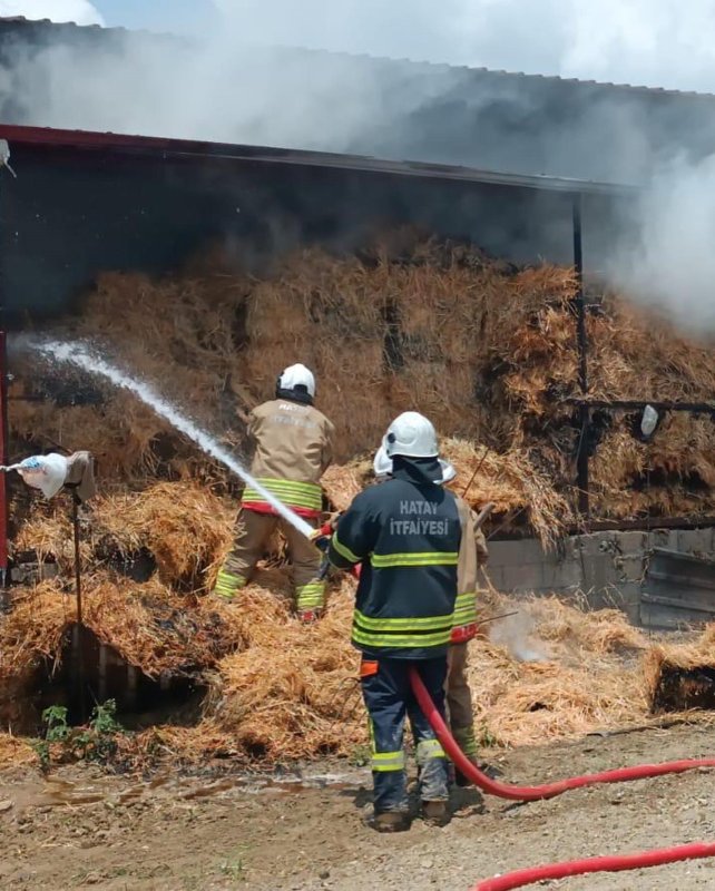 Antakyada samanlık yangını