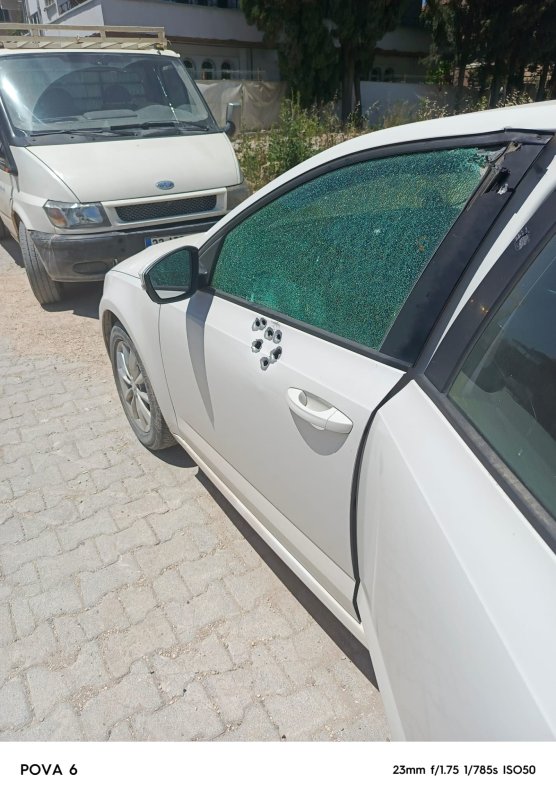 HATAYLI İŞ KADINI KARTOPU’NUN ARACINA SİLAHLI SALDIRI