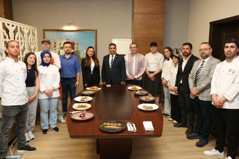 İSTE’Lİ GENÇ ŞEFLERE BODRUM’DA MADALYA YAĞMURU