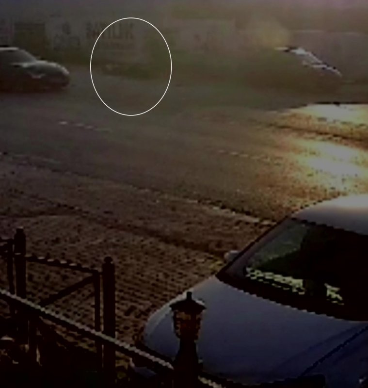 Otomobile ok gibi saplanan motosikletteki 1 kişi öldü, 1 kişi yaralandı