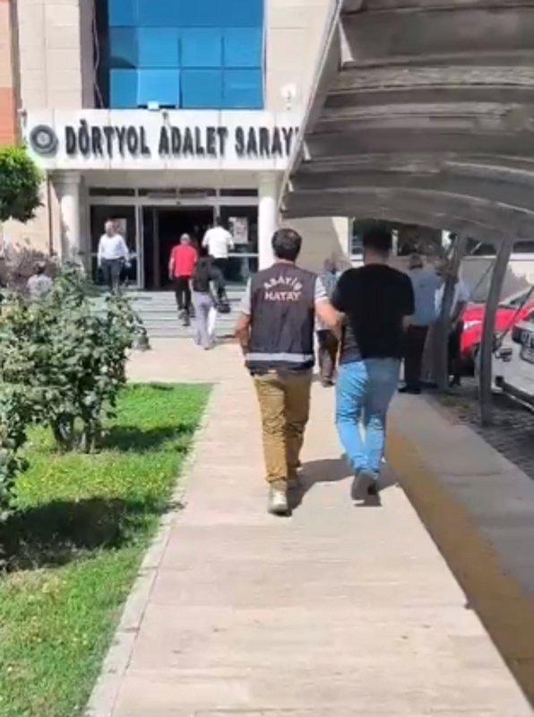 Dörtyolda hapis cezasıyla aranan 4 kişi yakalandı