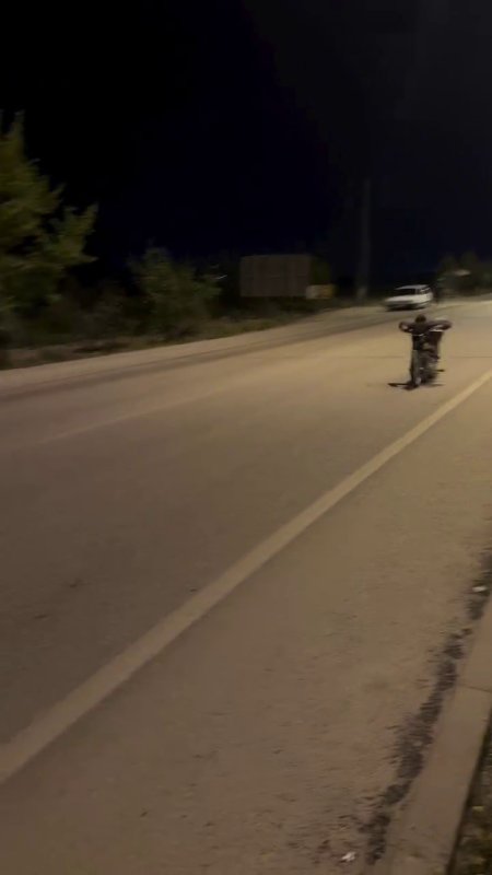 Ölüme meydan okuduğu anlarla sosyal medyada şov yapan sürücü yakayı ele verdi